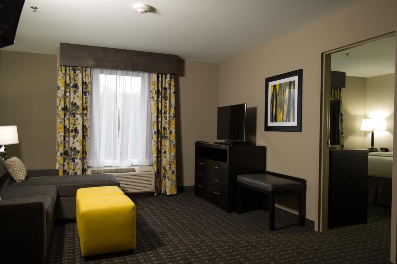Holiday Inn Express And Suites Madison Central By Ihg Ngoại thất bức ảnh