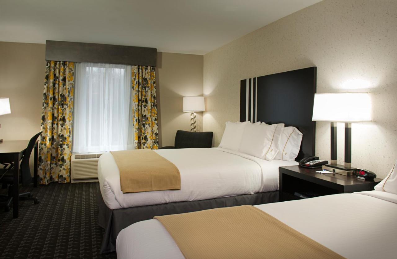 Holiday Inn Express And Suites Madison Central By Ihg Ngoại thất bức ảnh