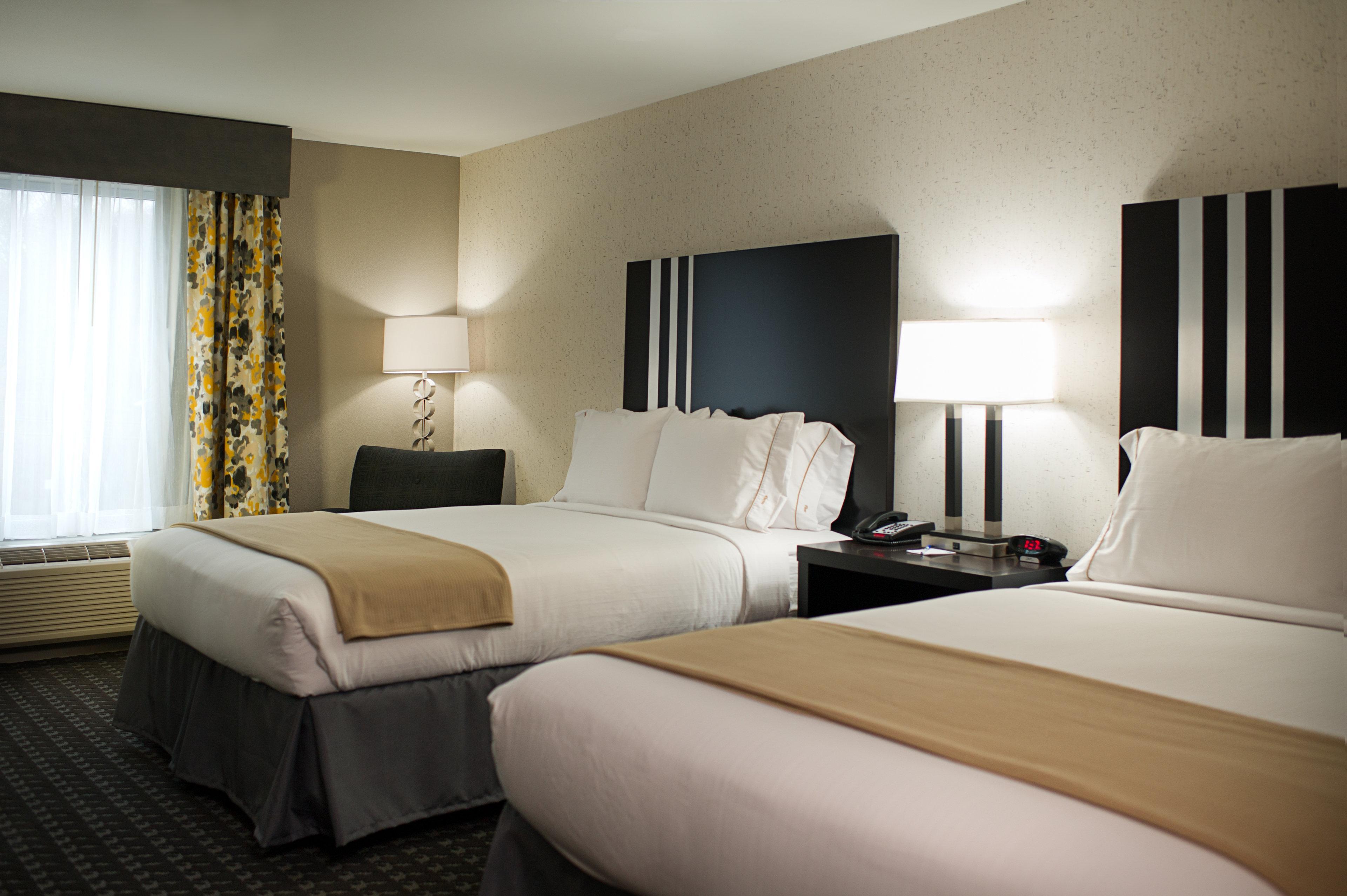 Holiday Inn Express And Suites Madison Central By Ihg Ngoại thất bức ảnh