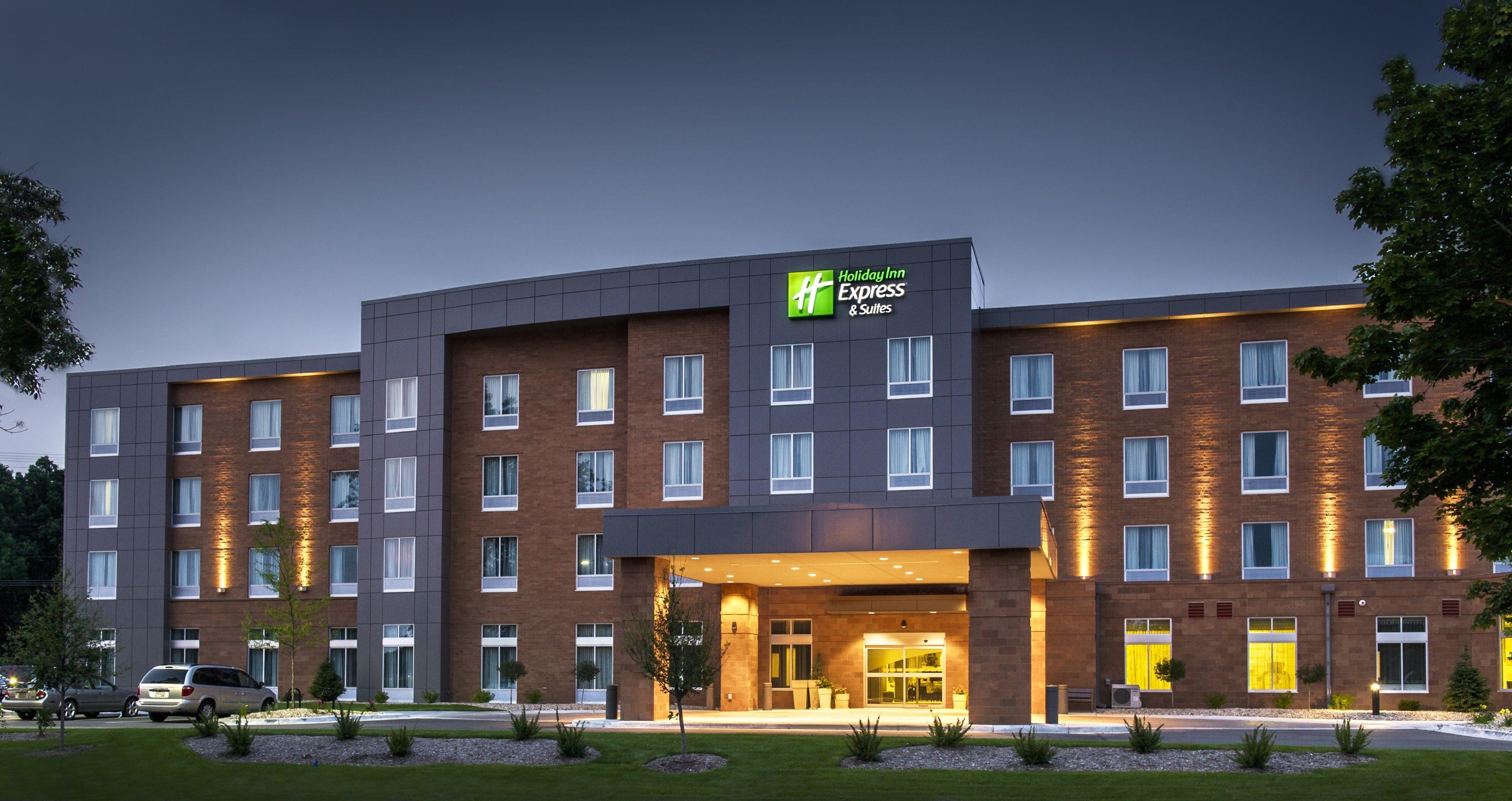 Holiday Inn Express And Suites Madison Central By Ihg Ngoại thất bức ảnh