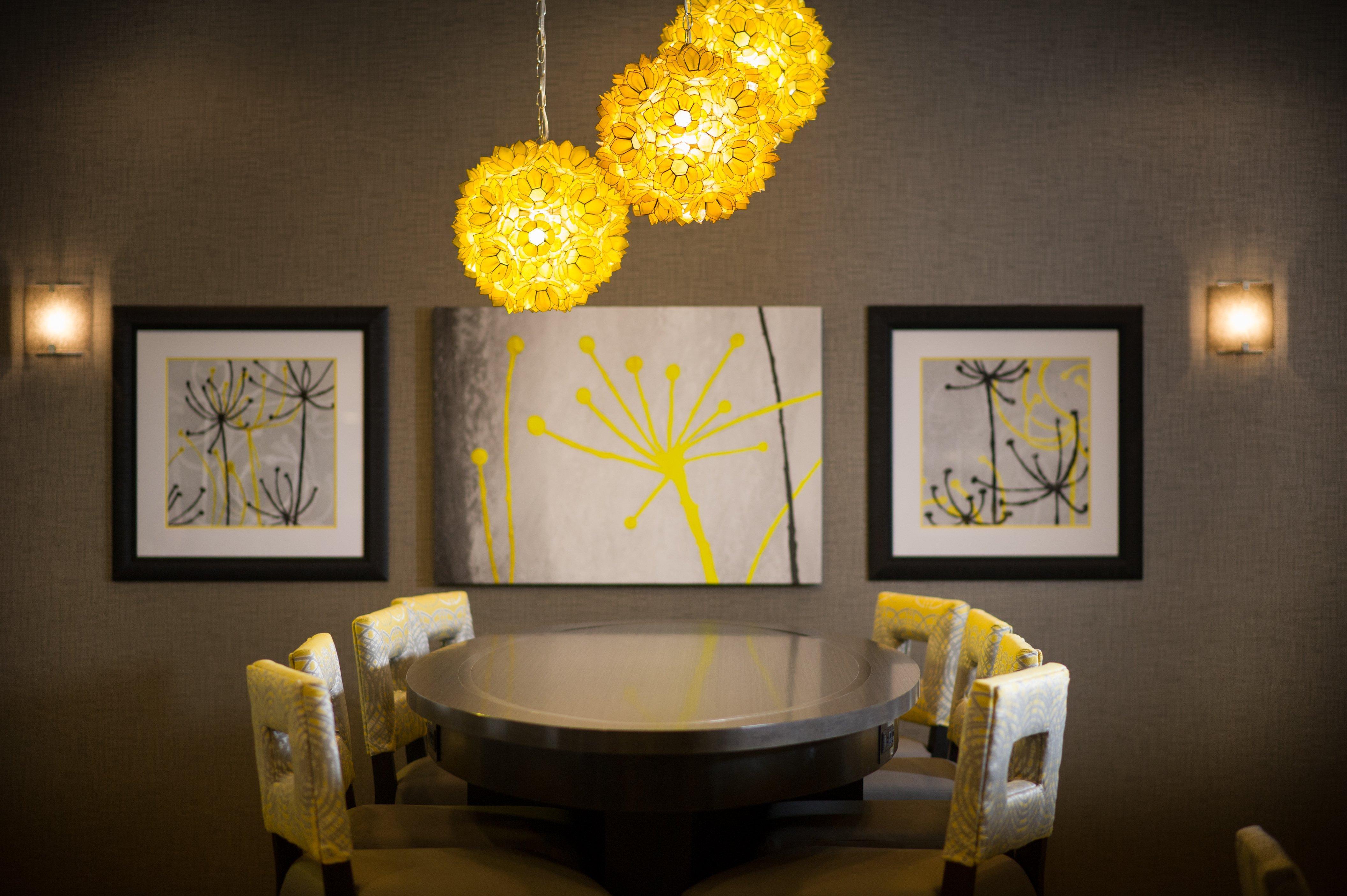Holiday Inn Express And Suites Madison Central By Ihg Ngoại thất bức ảnh