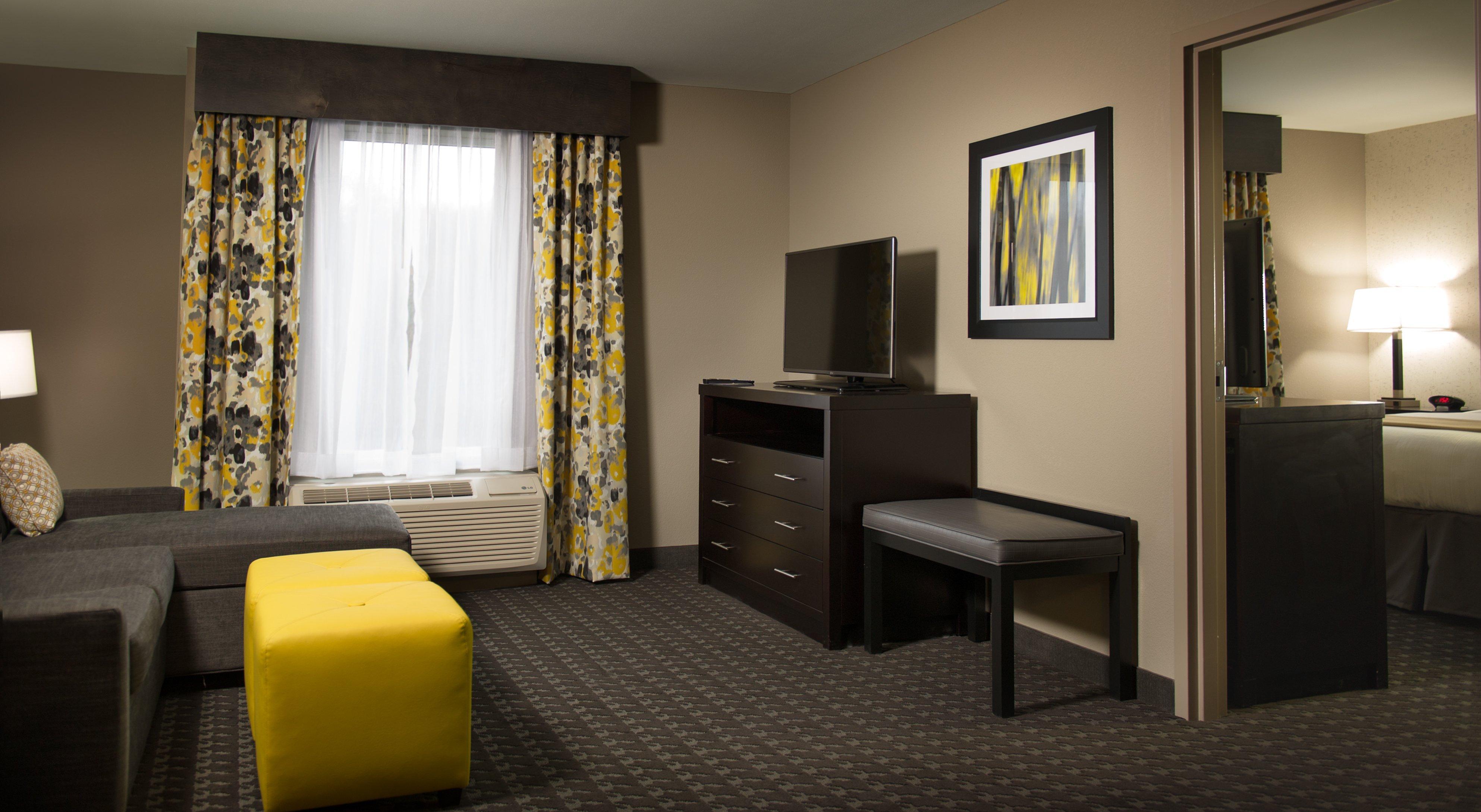 Holiday Inn Express And Suites Madison Central By Ihg Ngoại thất bức ảnh
